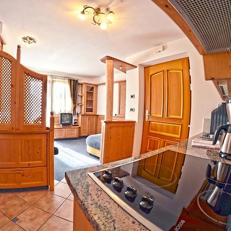 Hammele Appartements Schenna Bagian luar foto
