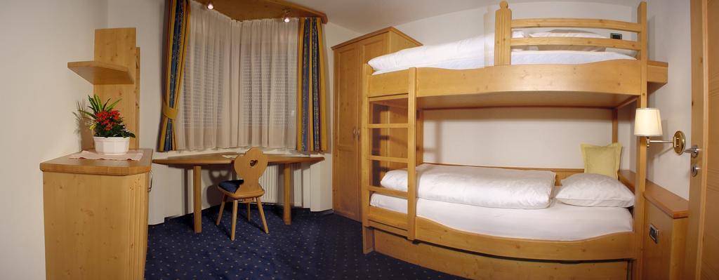 Hammele Appartements Schenna Bagian luar foto