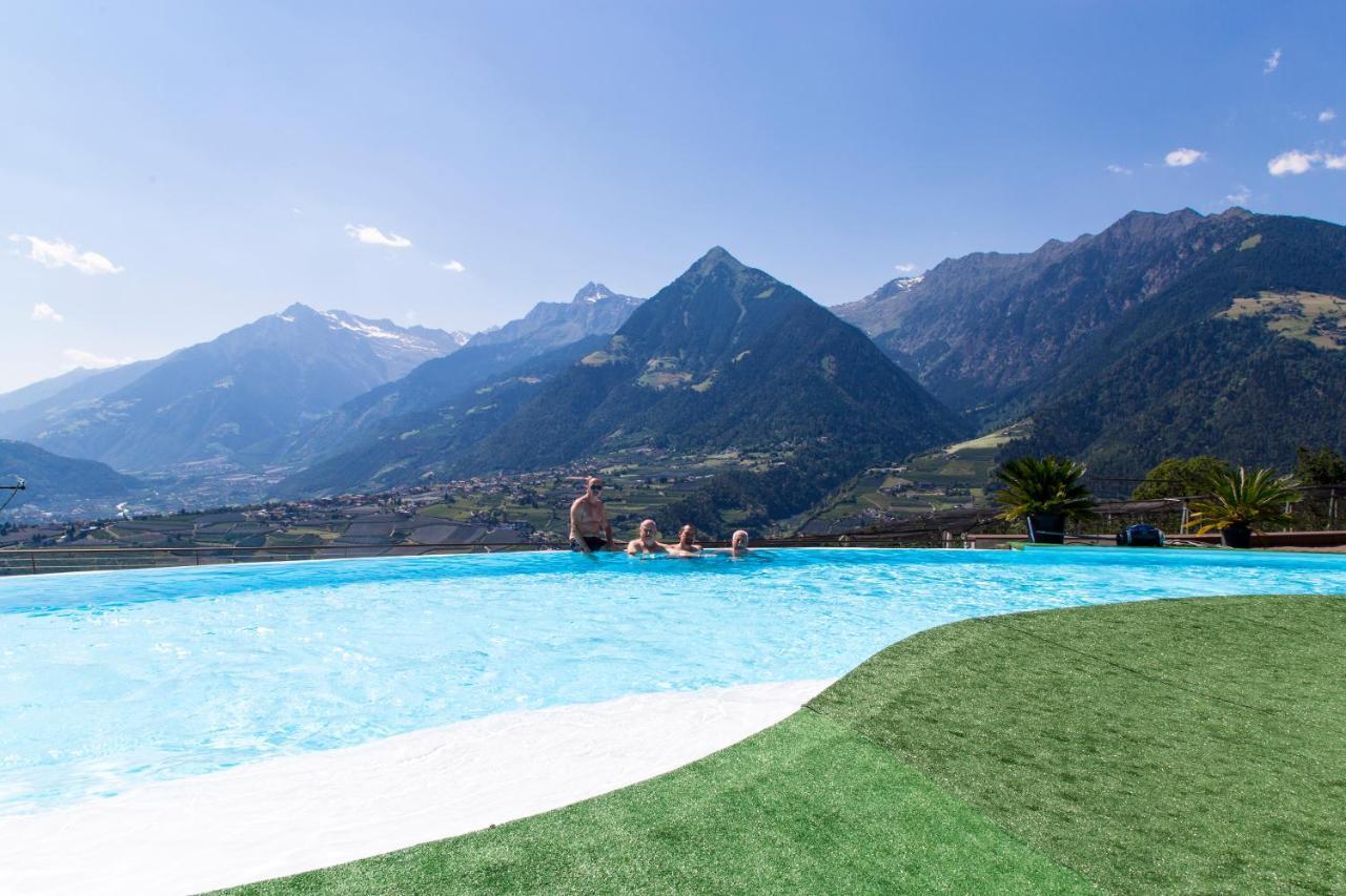 Hammele Appartements Schenna Bagian luar foto